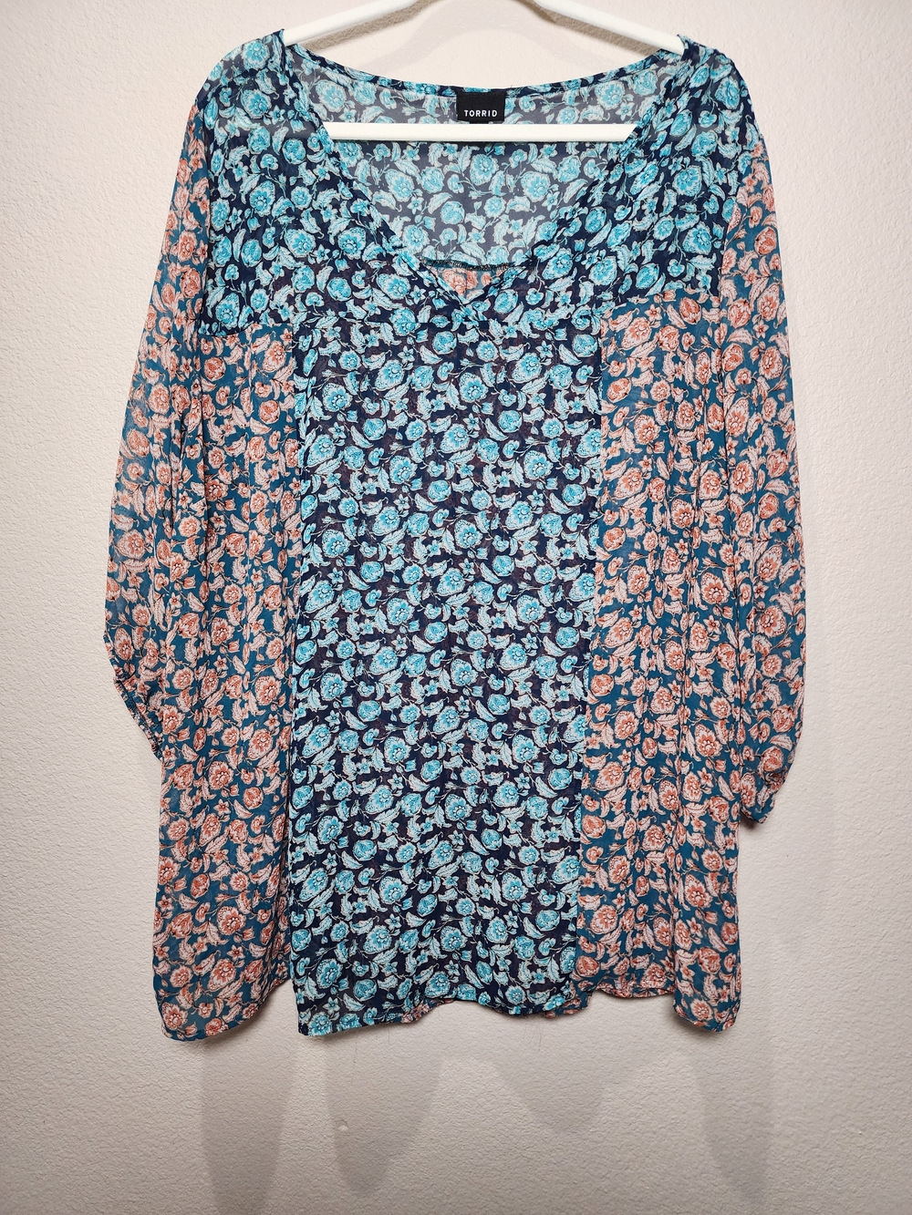 Cottage Core Fall Floral Like New V Neck Peasant Elastic Cuff TorridbBlouse
